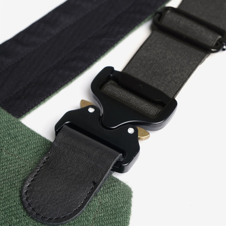 Pants Unisex TESTUGGINE MARGINATA TELA SARDA Overall VERDE GINESTRA Dressed Side (jpg Rgb)		