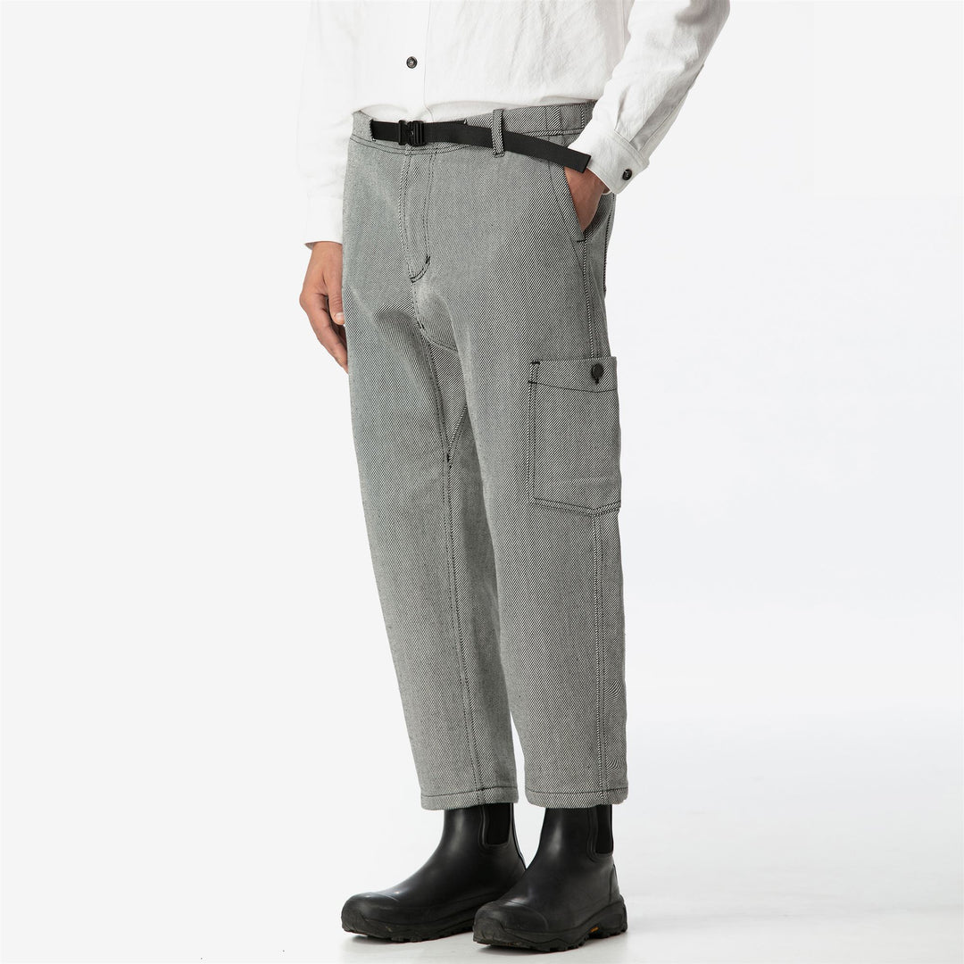 Pants Unisex NATRICE DAL COLLARE TELA SARDA CHINO BIANCO-NERO Dressed Back (jpg Rgb)		