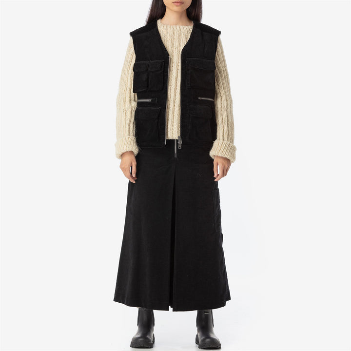 Dresses Unisex ROSPO SMERALDINO VELLUTO Waistcoat NERO CARBONE Dressed Back (jpg Rgb)		